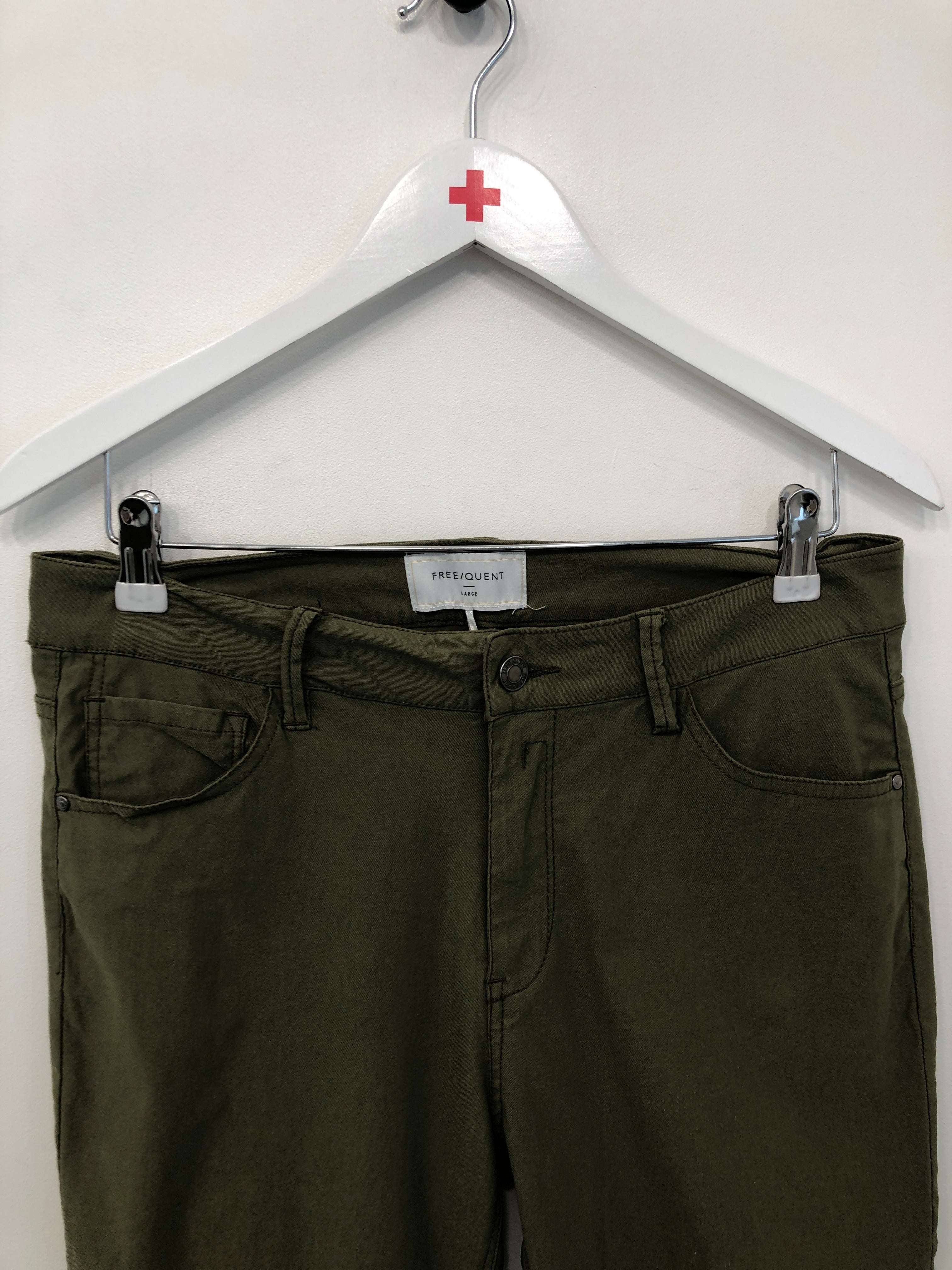 FreeQuent Shorts